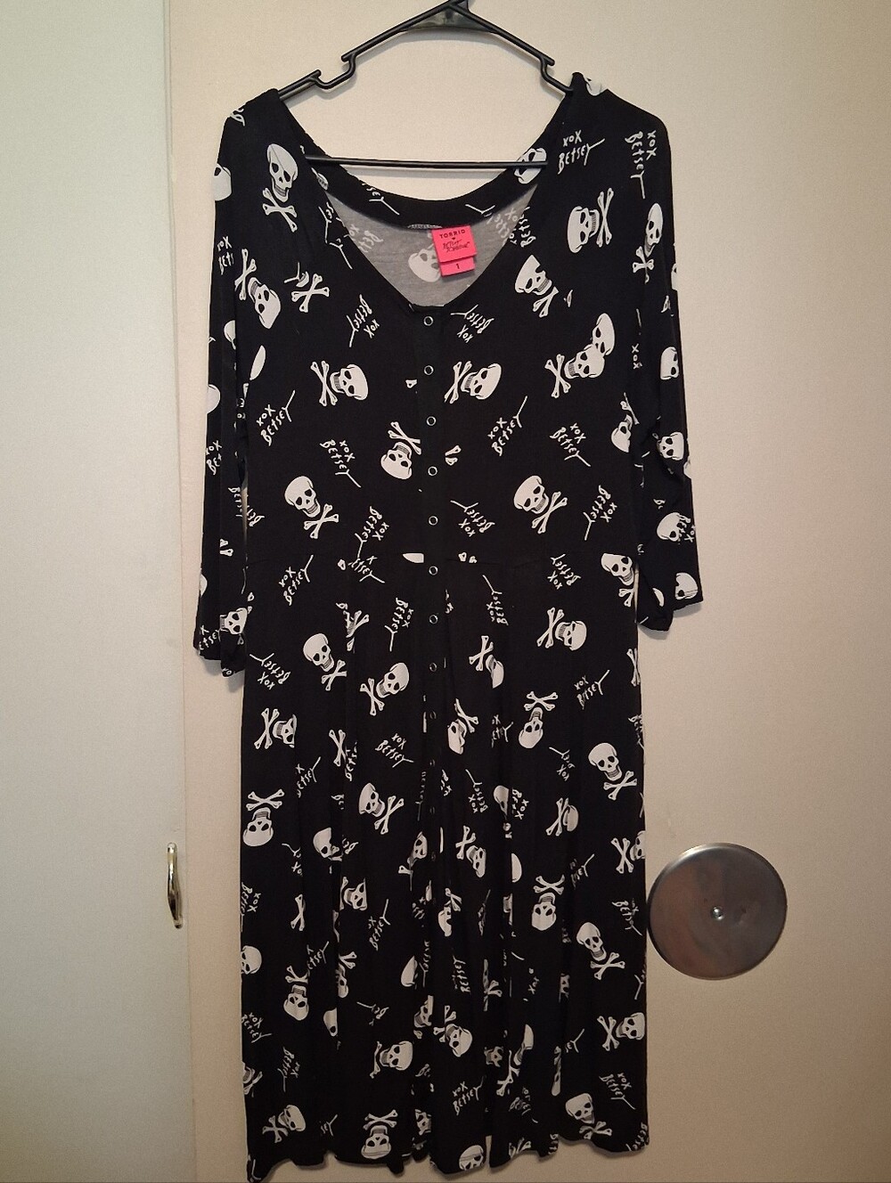Torrid x Betsey Johnson Dress Black Skull And Crossbone Pockets Size 1X